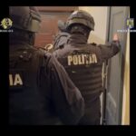 oficial de la diicot sase persoane retinute pentru tradare sunt acuzate ca au negociat cu agenti ai rusiei iesirea romaniei din nato 67c955b3ded1a
