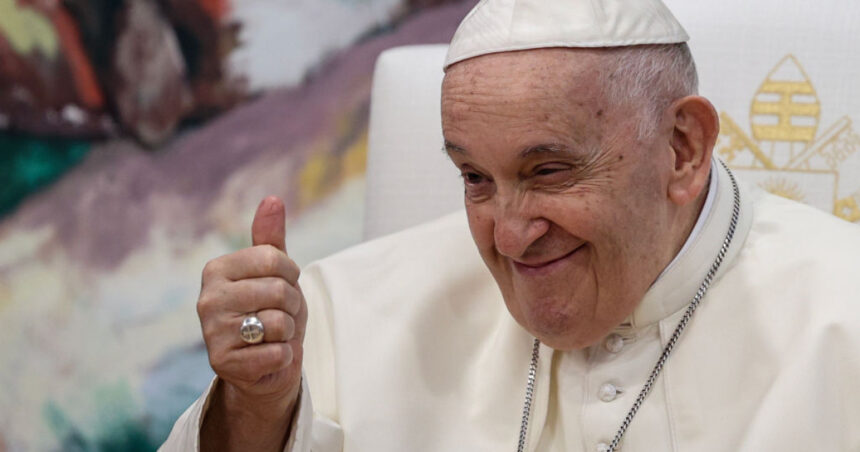 papa francisc va fi externat duminica medicii i au recomandat doua luni de repaus va fi nevoie de timp 67df1bab075e0