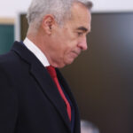 peste 1 200 de contestatii impotriva lui calin georgescu au fost depuse la biroul electoral central surse 67ccaabbdd795