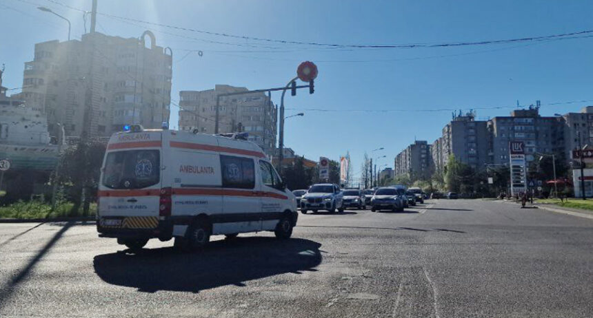 politistii de la sectia 1 in alerta intervin si ambulanta si echipajele smurd 67d6c39aedef4