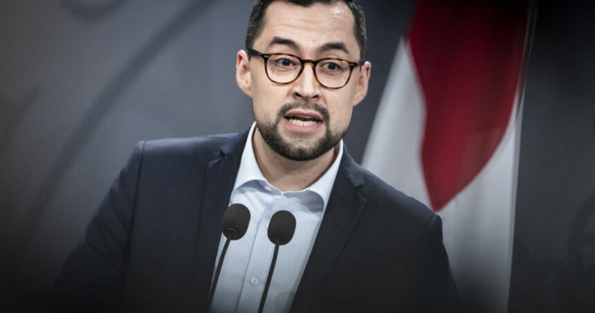 premierul groenlandei il acuza pe donald trump ca este imprevizibil ordinea mondiala se clatina pe numeroase fronturi 67cecb5e80f4c