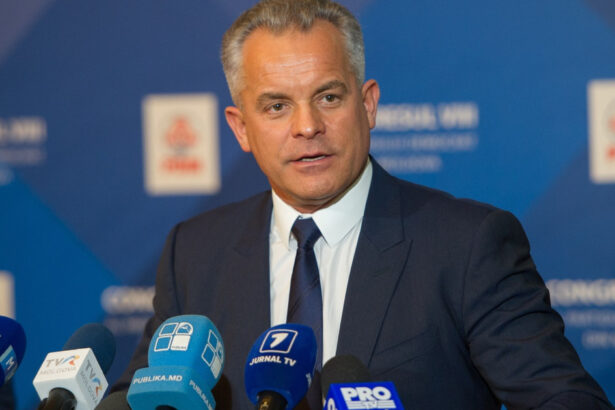 procuratura din chisinau plahotniuc ar fi beneficiat de blocarea notificarilor rosii ale interpol rulaje bancare in romania 67c6215805536
