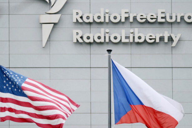 radio europa libera incearca sa si pastreze finantarea federala si a dat in judecata administratia trump 67da6cd0ca934