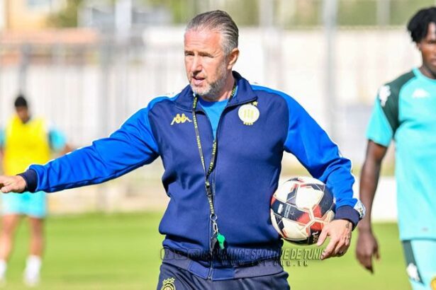 reghecampf traieste visul african trofeul pe care tocmai l a primit in tunisia 67c84f753f0e6