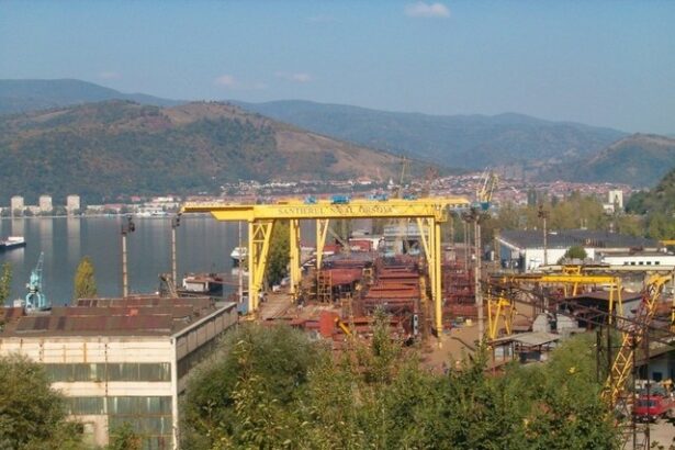 santierul naval orsova distribuie sub forma de dividende aproape intreg profitul net obtinut anul trecut 67da5922cfd6a