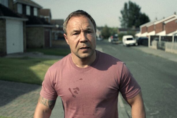 scopul principal al serialului adolescence dezvaluit de stephen graham cum reactioneaza fanii cand il vad pe strada pe actor 67e509659db06