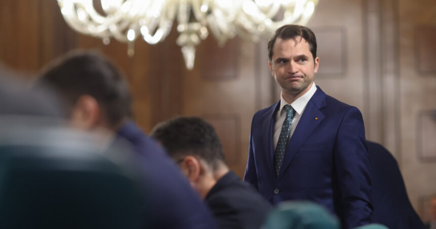 senatul a respins motiunea aur impotriva ministrului energiei sebastian burduja 67eaba6dc72f3