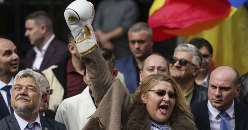 sosoaca a contestat la ccr decizia bec de respingere a candidaturii ea a sesizat si curtea de apel bucuresti 67d6ec813674d