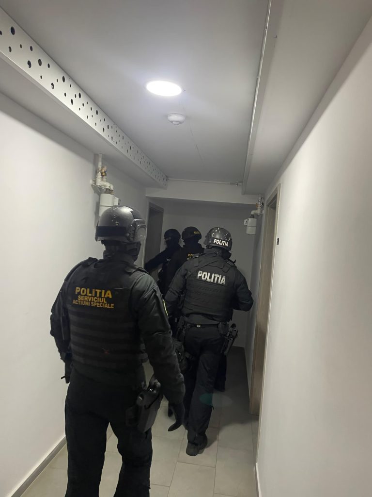 suspect incatusat pentru mai multe furturi pe sectia 1 politie prejudiciul se ridica la circa 9 000 de lei 67e54099f1340