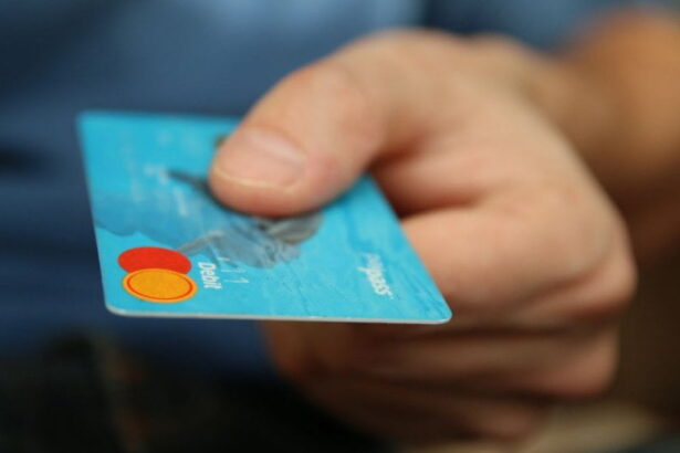 tanar din corbu condamnat cu repetitie pentru furt si operatiuni financiare frauduloase a furat un card de pe care a extras bani de mai multe ori 67ce37729e003