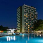 thr marea neagra a vandut complexul hotelier balada din saturn pentru 61 milioane de euro cine sunt noii proprietari 67d9a5e7032ab