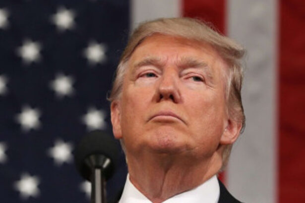 trump il iarta pe waltz dupa ce a adaugat un jurnalist intr un grup unde se discutau atacurile asupra yemenului este un om bun 67e2d10b6964c