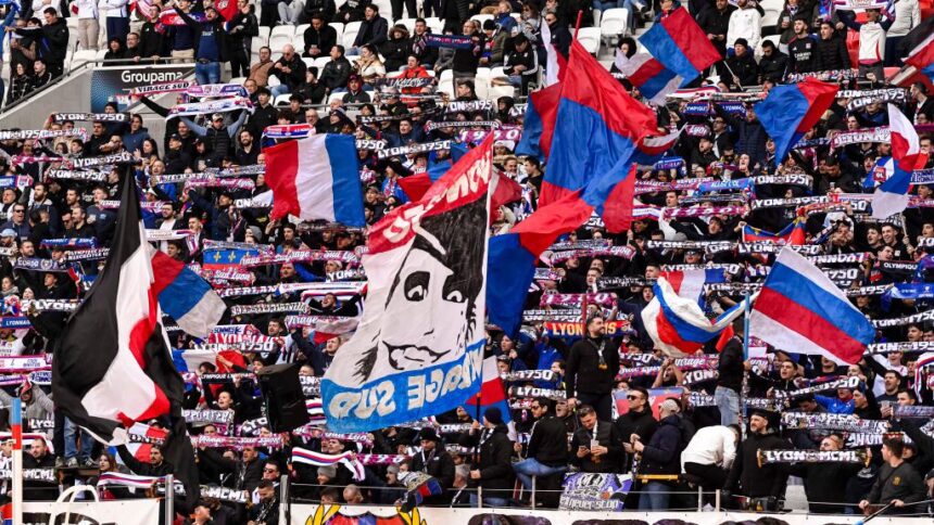 ultrasii lui lyon impartiti intre nord si sud la fel ca suporterii marilor cluburilor romanesti 67c84861c654e