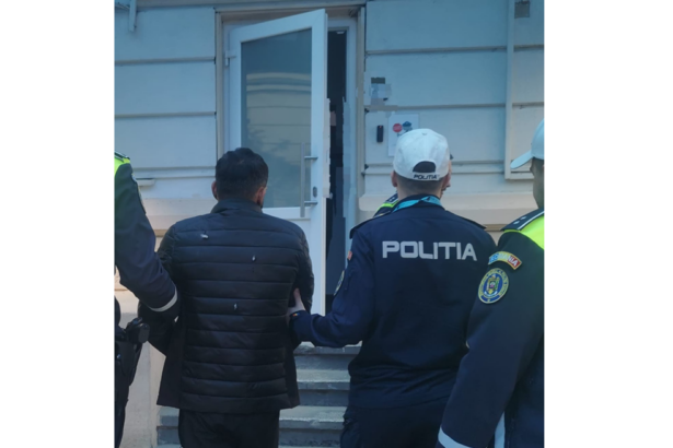 un barbat fara permis a fost retinut dupa ce fost prins la volan pe dn2a si a fugit de politisti 67d01189aa0d1
