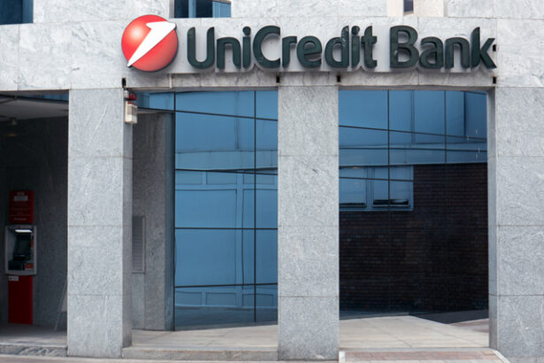 unicredit a primit aprobarea bce pentru preluarea unei participatii la commerzbank decizia finala privind preluarea bancii va fi in 2026 67d7d5b26f37a