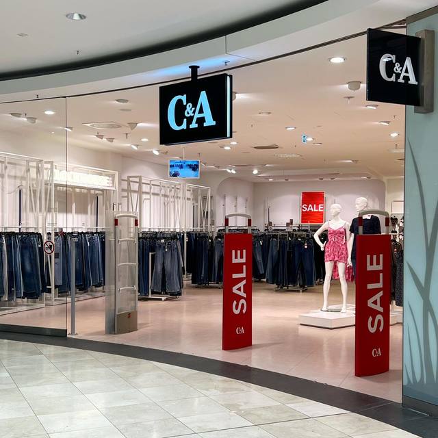 val de magazine ca inchise in franta sute de angajati afectati 67e334b0eaee9