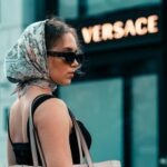 versace este o tinta de preluare pentru mai multe companii de moda prada si only the brave printre potentialii cumparatori 67c2eb6583d75