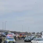 video accident grav cu trei masini pe a4 in judetul constanta dupa ce o basculanta a ramas fara frane o fetita de 4 ani printre victime 67c569fc9878b