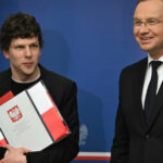 video actorul american jesse eisenberg a primit cetatenia poloneza 67c887d51908b