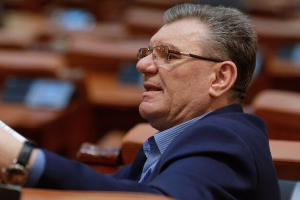video acuzatii homofobe in parlament liderul deputatilor sos catre usr primiti ordine de la minoritatile sexuale v ati pierdut oja 67c85e44c6891
