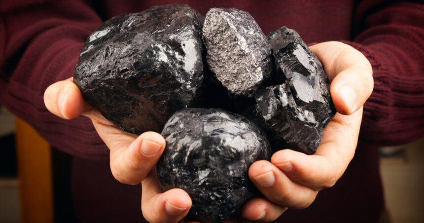 video bani de la ue pentru exploatarea de minerale rare statul vrea sa redeschida mina de grafit din gorj localnica nu credem 67ea437126e85