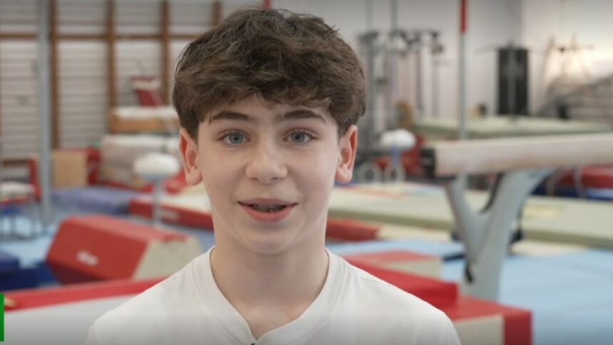video exclusiv campania pro tv vreau sa fiu mare asa tata asa fiu alex baiaul lui marius urzica este copilul minune din gimnastica romaneasca epi 67d04dfee7b4d