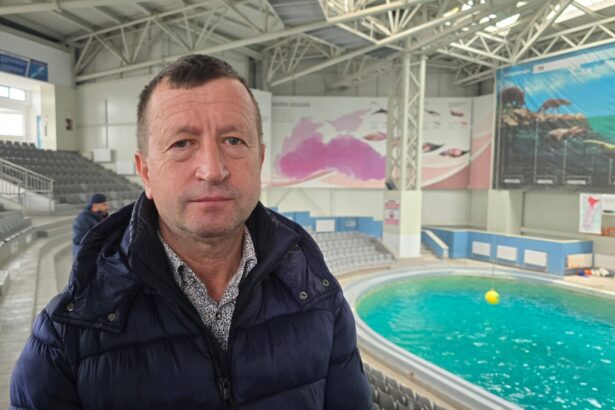 video gelu danut dinca directorul complexului muzeal de stiinte ale naturii declaratii dupa decesul delfinului chen chen 67c572b77c2e8