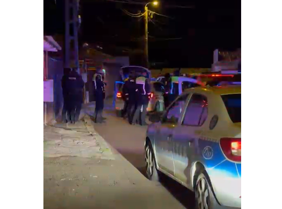 video interventie a politistilor in cartierul viile noi din constanta ce s a intamplat 67d9ec251900d