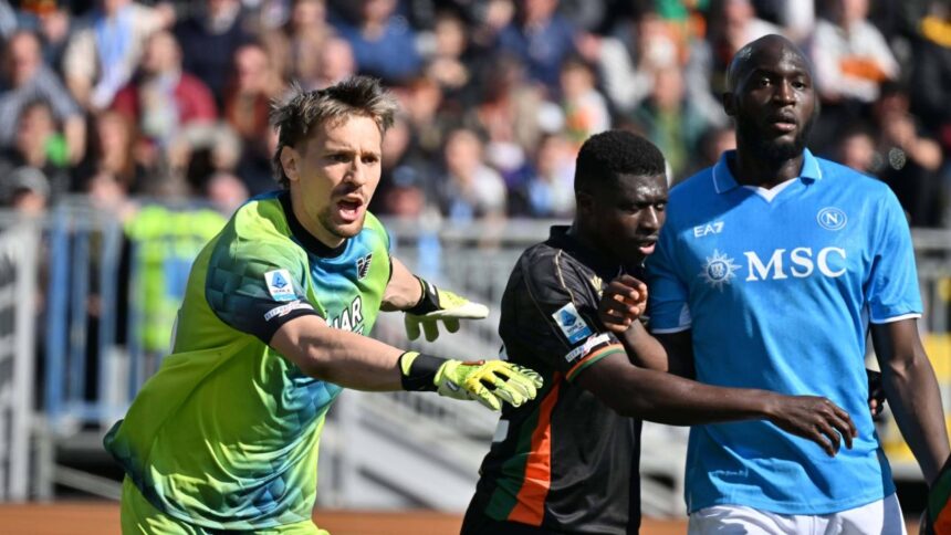 video italienii au scris ce se intampla din vara cu andrei ionut radu titular in serie a la venezia 67e534d0b55e1