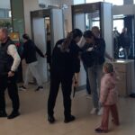 video plecati in turcia asteptati va la controale de securitate hotelurile si mall urile dotate cu porti detectoare de metale 67e1daf11cece