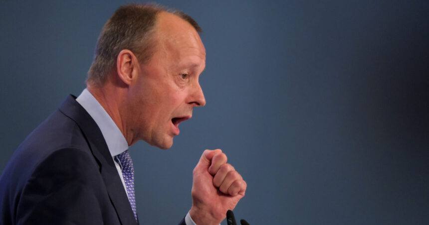 viitorul cancelar german il acuza pe trump ca a fabricat escaladarea din timpul intalnirii de la casa alba 67c5cc5a93bcc