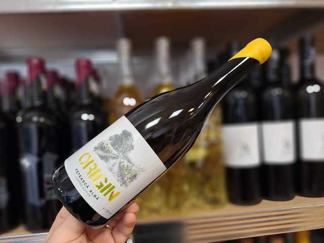 vinul zilei o feteasca alba din bihor un vin alb complex si echilibrat cu note de fructe albe si flori savuros alaturi de peste fructe de mare sau branzeturi usoare 67cbeda4a08c0