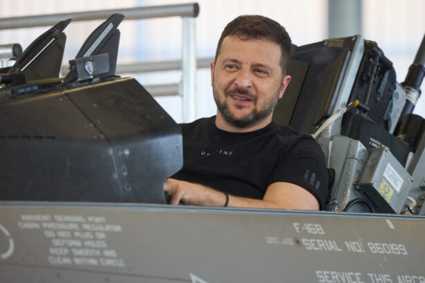 zelenski ucraina a primit mai multe avioane de lupta f 16 suplimentare ce spune despre armistitiul lui putin 67dbbb5c5dad5