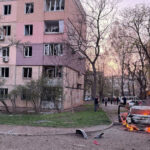 14 morti dintre care 6 copii dupa ce o racheta rusa a lovit krivoi rog orasul natal al lui zelenski rusia nu vrea decat razboi 67f0267962094