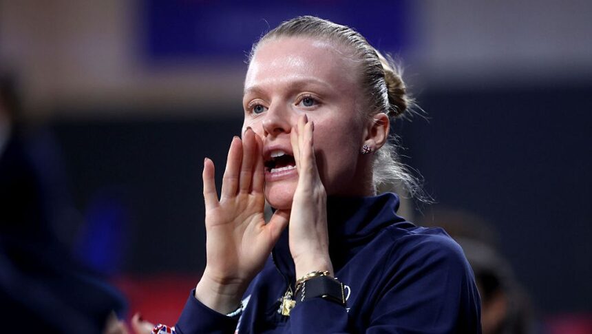 a pierdut fara drept de apel dar i a spus arbitrei sa ii ceara adversarei sa si dea cu deodorant 68010374ca259