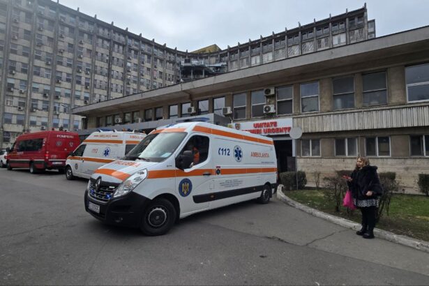 accident grav in constanta pieton lovit de masina pe strada mircea cel batran 680775f884c48