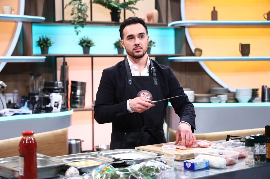 adrian doroftei fiul lui leonard doroftei la chefi la cutite 2025 cum si a descoperit pasiunea pentru gastronomie dupa ce a lucrat in managementul aviatic 67f3b4377b0db