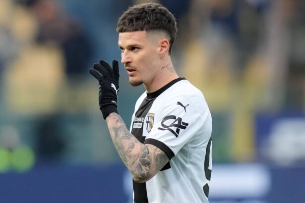 avertismentul lui adrian mutu pentru dennis man daca nu e titular de baza cu un antrenor roman ceva se intampla 67ee4f2780d6e
