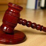 barbatul care a ucis cu cruzime doi catei liber sa meaga la munca judecatorii au decis sa il trimita in arest la domiciliu 680a583dd25a0
