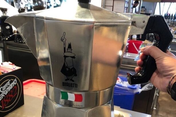 bialetti cu fabrica in romania cumparat de un fond de investitii condus din hong kong 6802174d2e622