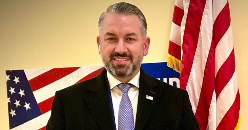 bloomberg oficialii de la bucuresti incearca sa recastige casa alba ce spune emisarul lui ciolacu 67fb780c611bd