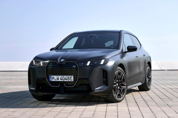 bmw isi continua avansul pe segmentul de masini electrice cu o crestere miraculoasa in europa 68087a46bef2c