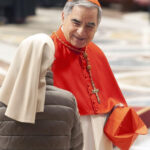 cardinalul italian condamnat pentru deturnare de fonduri spune ca nu va participa la conclavul pentru alegerea noului papa 6810dd8f425bc