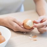 care este cea mai buna metoda pentru decojirea unui ou fiert cercetatorii raspund 68124c3557650