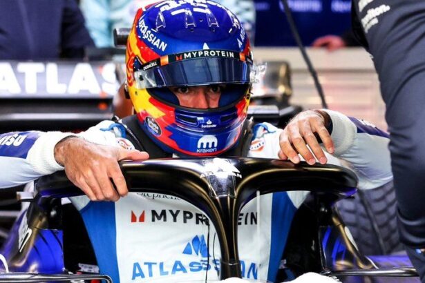 carlos sainz a scapat de o amenda uriasa pentru limbaj vulgar ce s a intamplat cu pilotul de f1 67f94bc637fa5