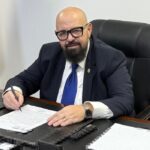 ce studii are cristian popescu piedone si de ce s a lasat de scoala a dat bacalaureatul la 32 de ani cu bani in traista am constientizat ca imi trebuie carte 67eb92c6c58c2
