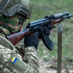 cei buni cei rai si urlatorii un britanic care a luptat pentru ucraina vorbeste despre atitudinile voluntarilor de pe front 67f2562703b18