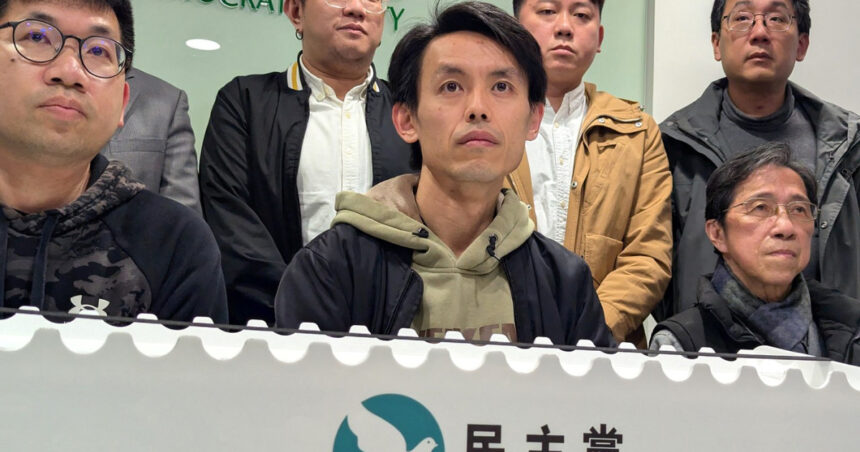 cel mai vechi partid pro democratie din hong kong se dizolva in contextul in care beijingul nu mai lasa loc pentru disidenta 6804969f48de2