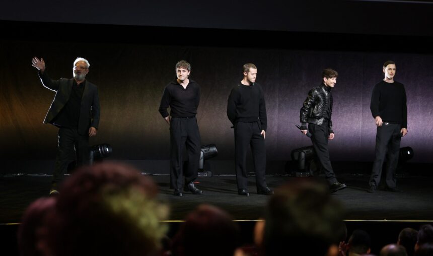 cine va juca in filmele despre the beatles distributia completa a fost anuntata 67ebb5e26247f