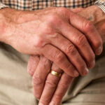 cum a fost pacalit un batran din suceava sa dea 7 000 de euro unor necunoscuti avertismentul autoritatilor 67fbb6a7dfcbd